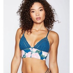 Frankies Bikinis Ayla Top in Pink Peony